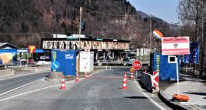 Γερμανία: Προβλήματα από το κλείσιμο των συνόρων με Αυστρία και Τσεχία