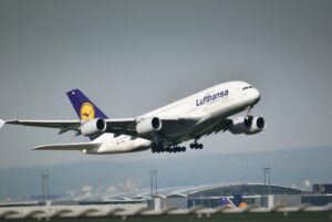 Ματαιώθηκε η απεργία στη Lufthansa, συμφωνία για τους μισθούς